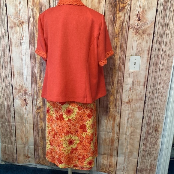Vintage Koret Dress Woman Size‎ 24W Burnt Orange with Floral Skirt - Picture 6 of 14